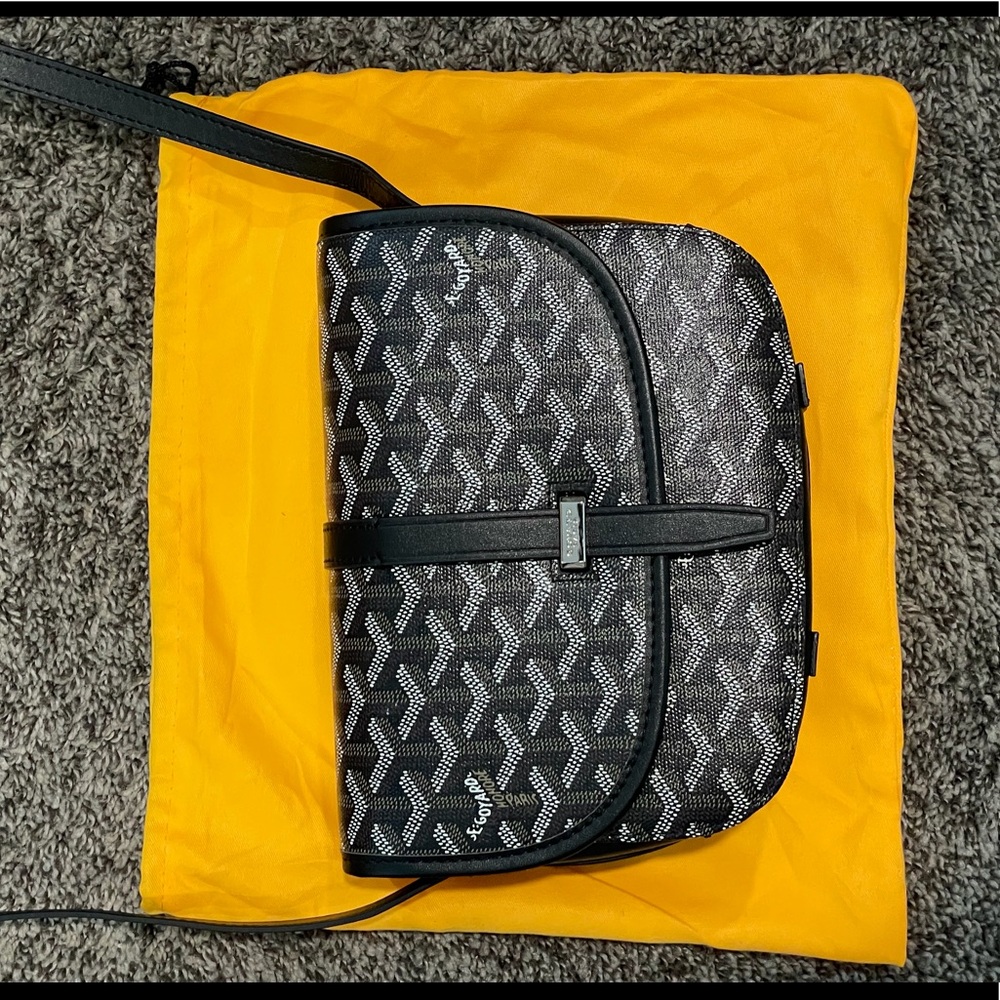 Nike supreme Jordan bape off white bag satchel